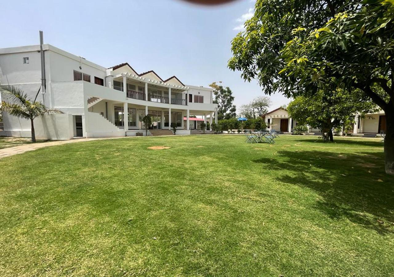 Las Cabanas Resort Pushkar Ngoại thất bức ảnh