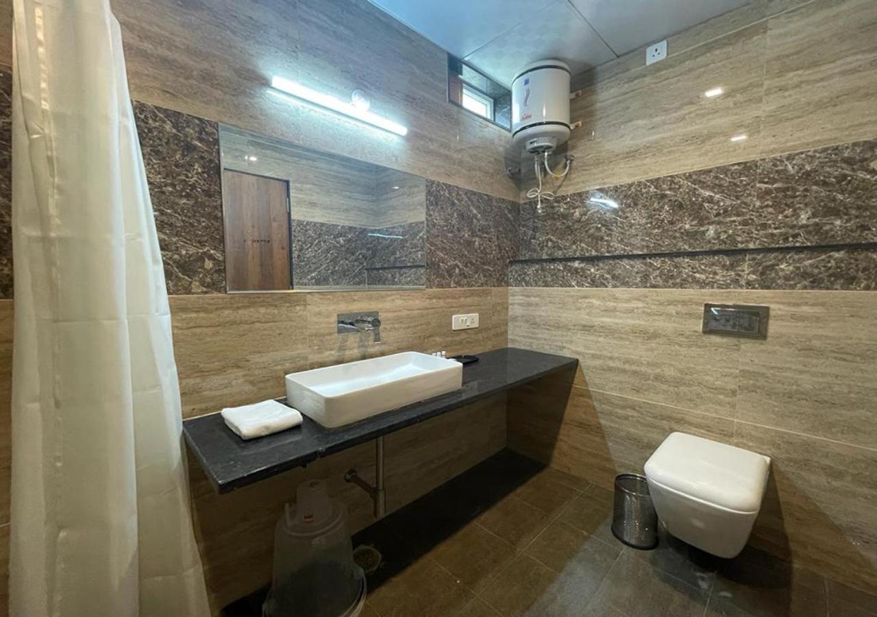 Las Cabanas Resort Pushkar Ngoại thất bức ảnh